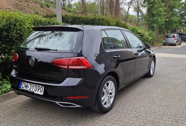 Volkswagen Golf cena 79000 przebieg: 100000, rok produkcji 2018 z Wrocław małe 277